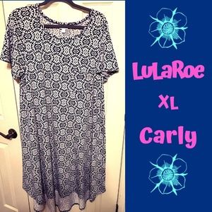 Cute Spring LuLaRoe Carly